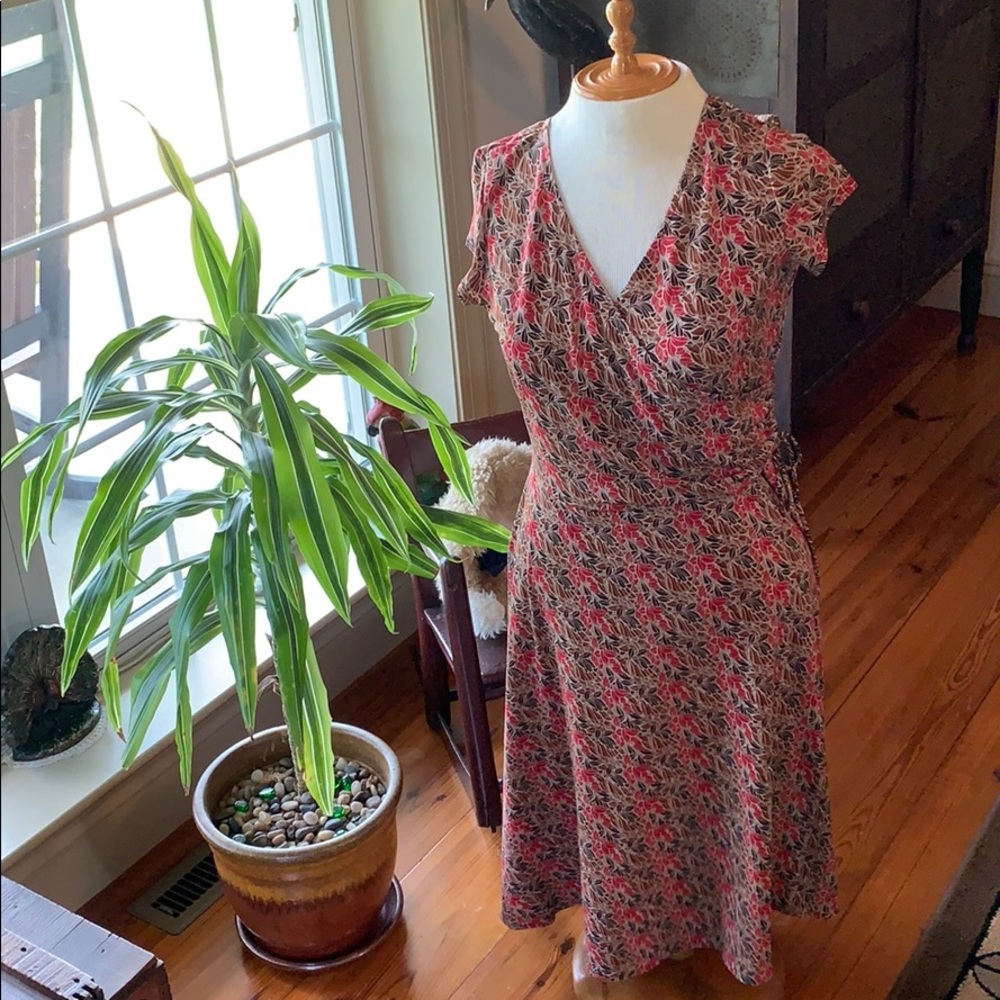 London Times Brown/Tan/Red w/Cap Sleeve 12 Petite